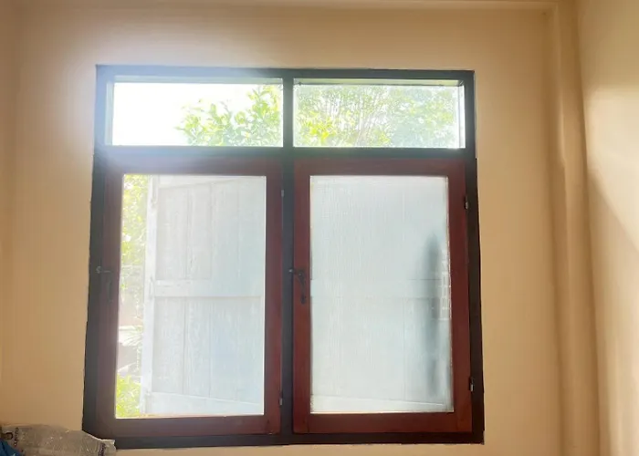 212 Cozy With Fan And Private Balcony *