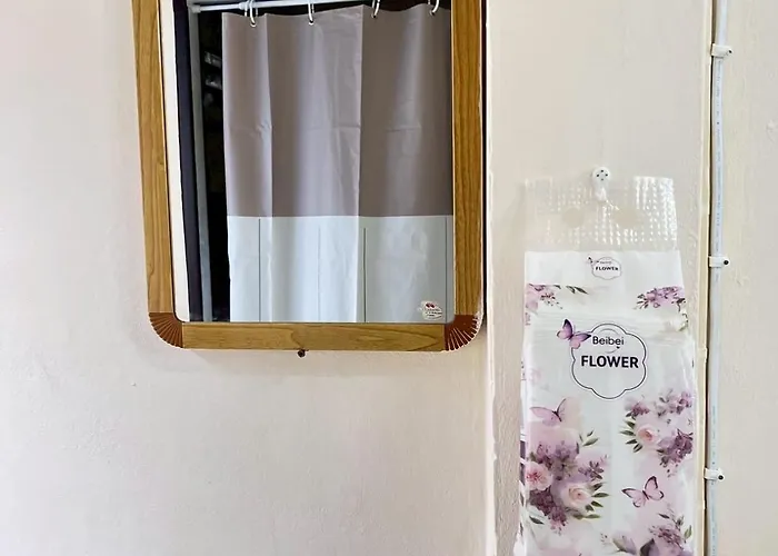 212 Cozy With Fan And Private Balcony *